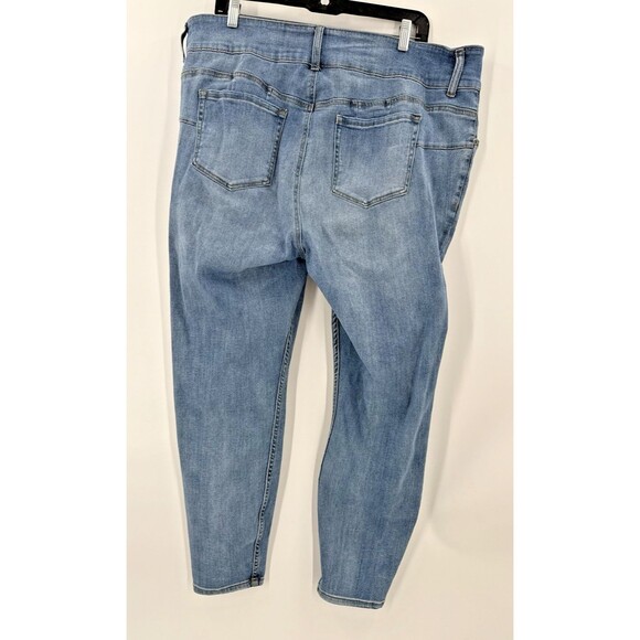 Disney Lady & Tramp Embroidered Straight Leg Jeans Hot Topic Size 22 41" X 28" - Picture 6 of 14